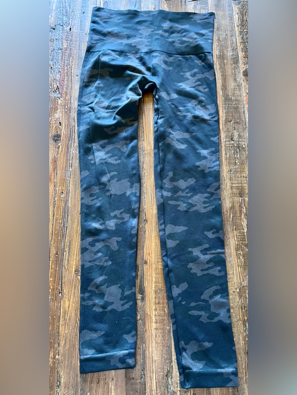 SPANX Black Camo Textured High-Rise Leggings Sz M - Picture 6 of 11